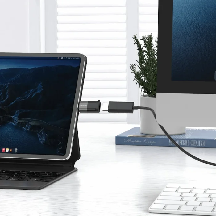 Green-Lion-Aluminum-Alloy-Shell-Type-C-to-HDMI-Adapter-Black-3-1 (1)