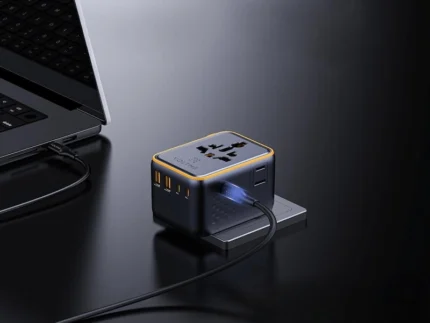 Voltme Vito Go EzTravel 65W Adapter