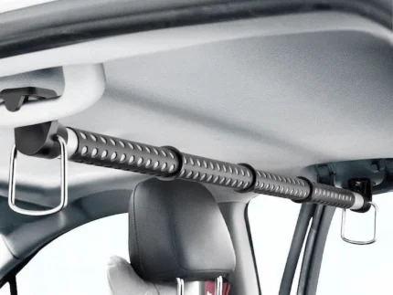 Green Lion Car Expandable Clothes Bar