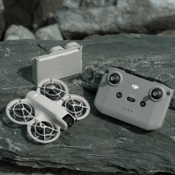 DJI Neo Fly More Combo