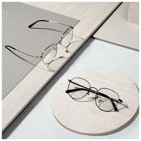 نظارات مي تيتانيوم